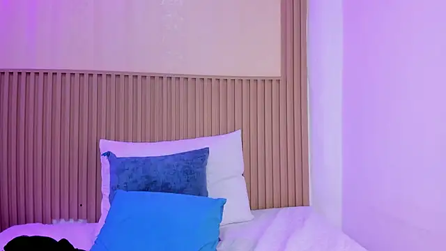 XXX chat uživo modela sharonscoth