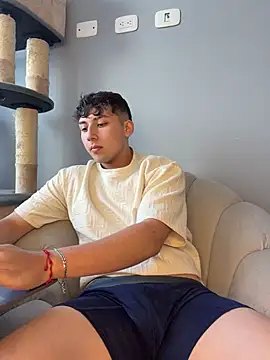 OLIVER_K Live XXX-Chat