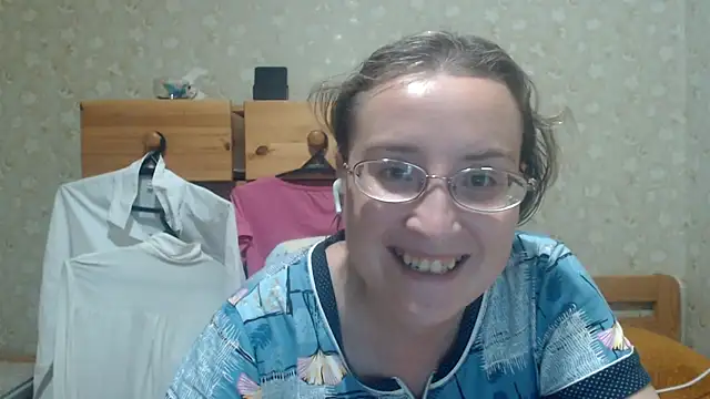 XXX chat uživo modela Smart_Rose