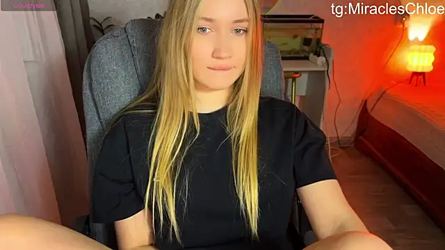 XXX chat uživo modela ChloeMillerMeow