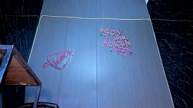 XXX chat uživo modela amgeline