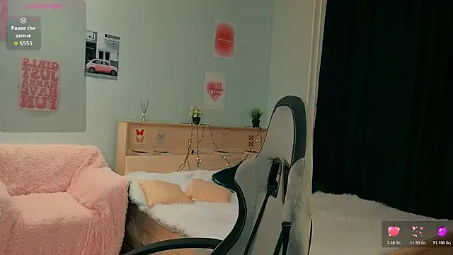 XXX chat uživo modela ginnyclub