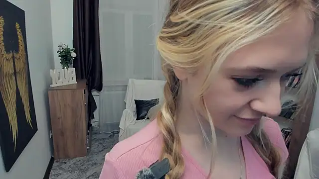 XXX chat uživo modela AleneHayek