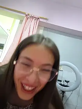 Chat XXX en directo de Emmasweet_Val