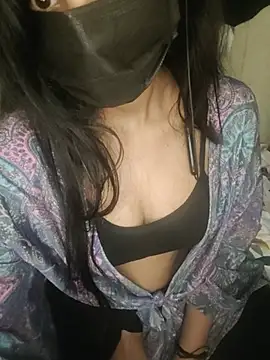 XXX chat uživo modela Leila_Crazy