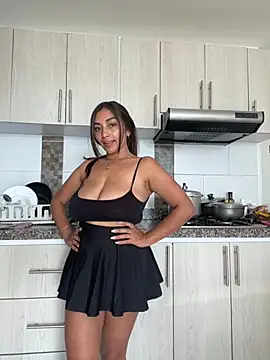 Show modela Valery_Hot7 na web-kameri