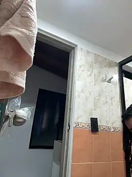 XXX chat uživo modela EmmaRoux_