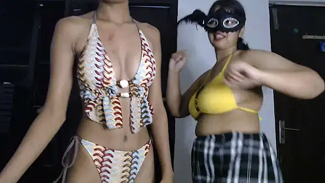 Virgin_Aisha 现场XXX聊天