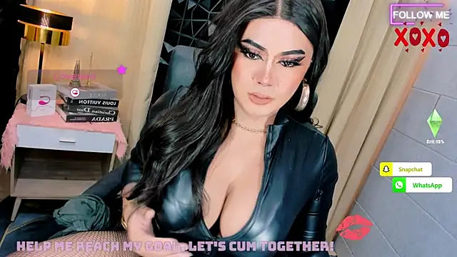 XXX chat uživo modela HugeMagnificent11inCock
