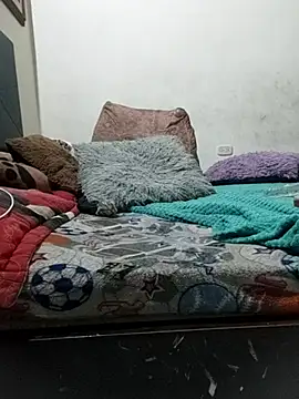 AfroditaX23 Adlı Modelin Canlı XXX Sohbeti