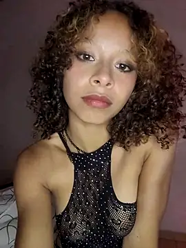 XXX chat uživo modela miaugirl2