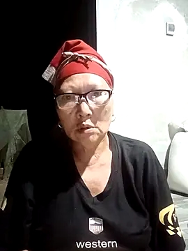 XXX chat uživo modela BigAss-Vietnames