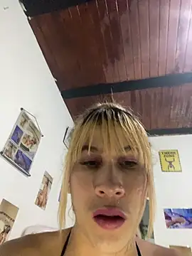 XXX chat uživo modela Astrid_Porno