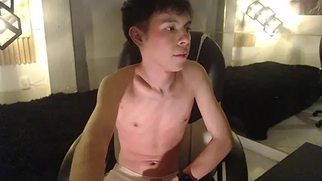 Chat XXX en directo de ash_ka