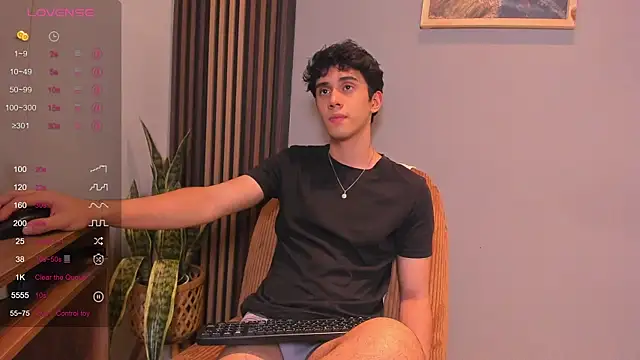 Milan_saint Webcam Show
