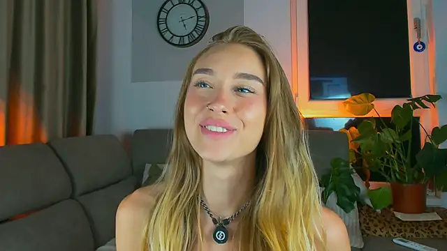 SugarSkye Chat XXX live