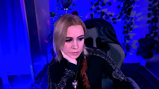 XXX chat uživo modela Kumiho_7777