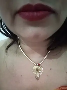 XXX chat uživo modela simaran_sexy