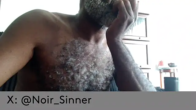 Chat XXX en directo de sinnernoir