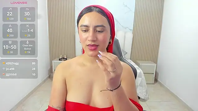 צ'אט XXX בשידור חי של Aziz_daud