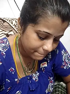XXX chat uživo modela Jillukutty143