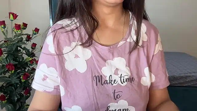 XXX chat uživo modela PiNk_ViBeS_