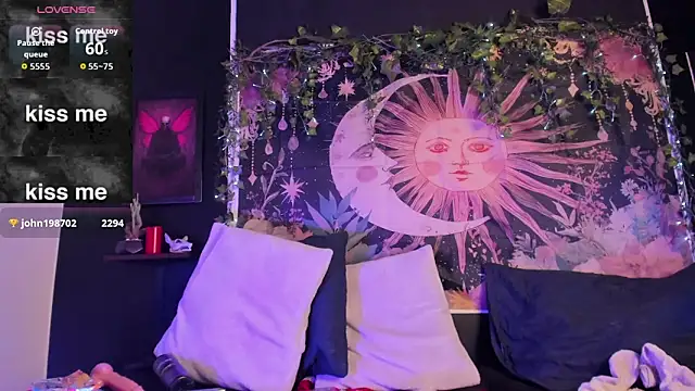 XXX chat uživo modela LaxiViolet