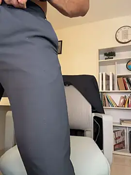 Czat XXX na żywo – Dimitri_Colleman