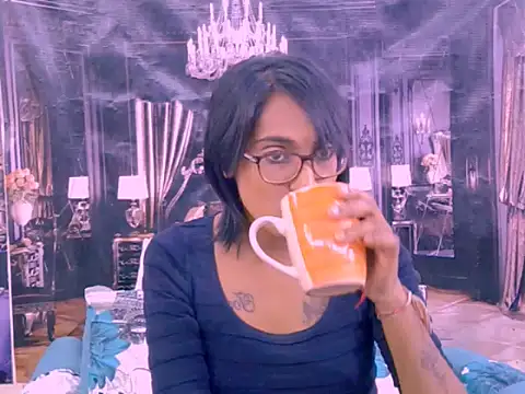 IndianRebel4u2Luv's Live XXX Chat
