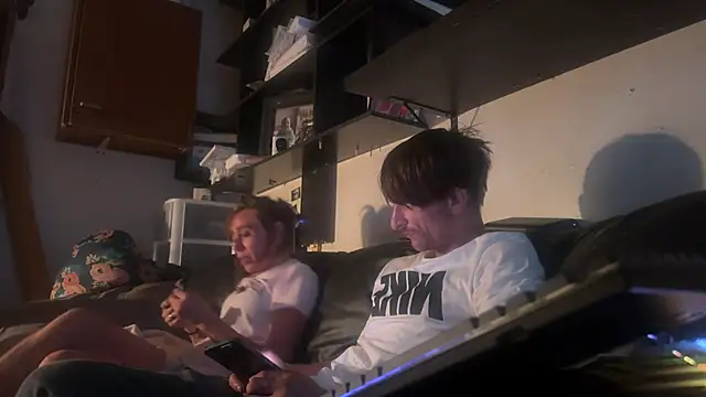 deadpin Live XXX chat