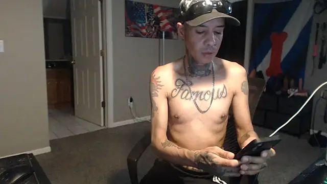 Chatroom XXX en direct de Michigan9000