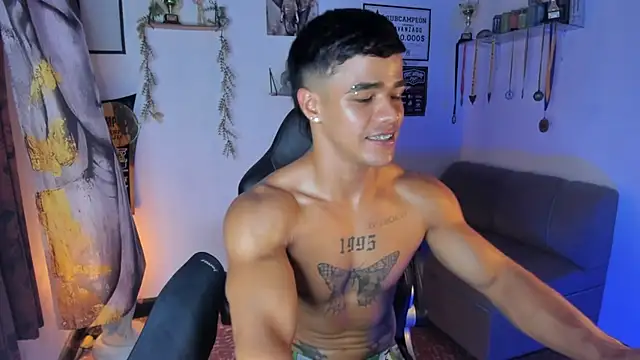 Rob_zaens33 Live XXX-chat