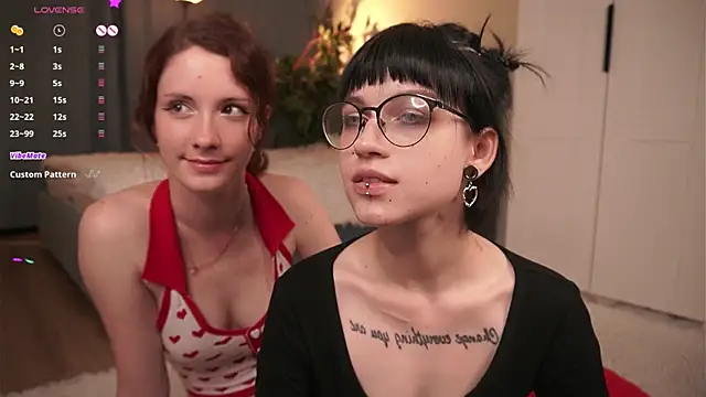 TeaseDealer Webcamshow