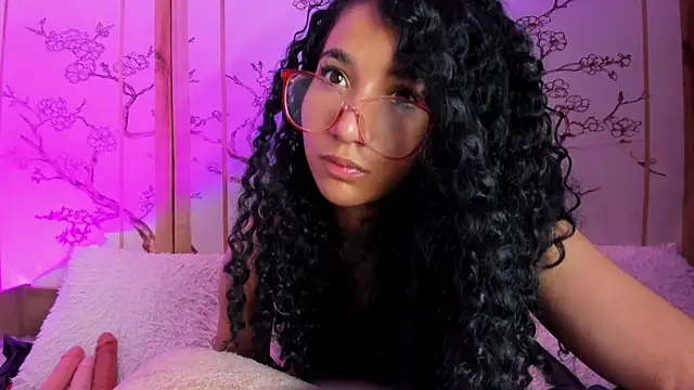 Chat XXX en directo de Emily_bruss