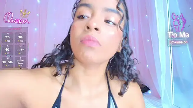 SunnyGilmoree Chat XXX live