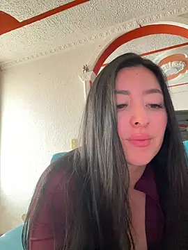 Show de Sofhi_corolinne31 na webcam