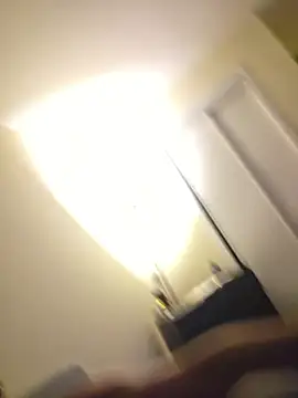 הופעת וובקאם של piggylatino