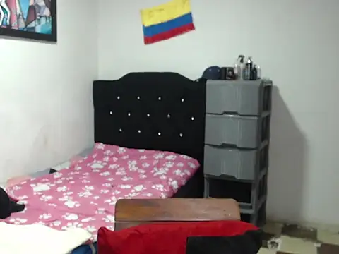 XXX chat uživo modela Stiiveen777