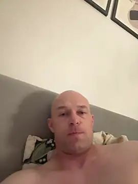 BisexualMen1993 – Naživo XXX chat