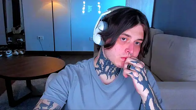 Czat XXX na żywo – _torfin_