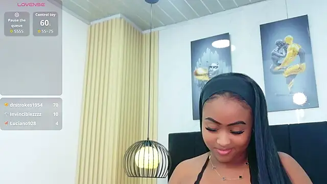 MySugarmoomy's Live XXX Chat