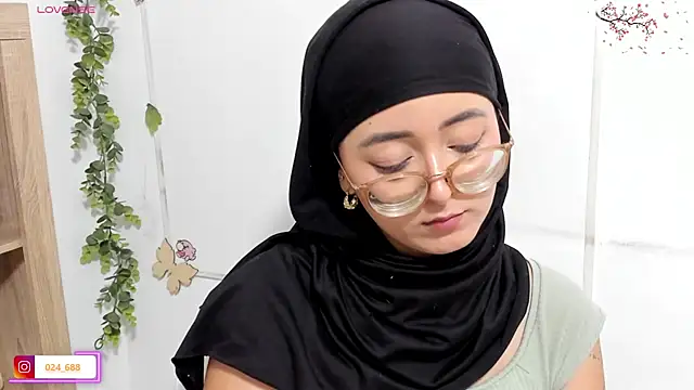 Czat XXX na żywo – aysel_elid