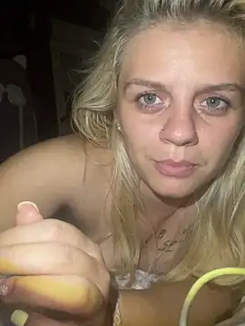 Chat +18 de darknaavii ao vivo