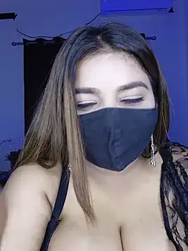 Bold-Cat Adlı Modelin Canlı XXX Sohbeti