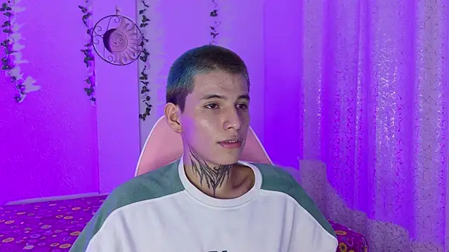 Živý XXX chat Kitsune_rei