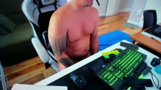 xxMortekxx webkamerás műsora