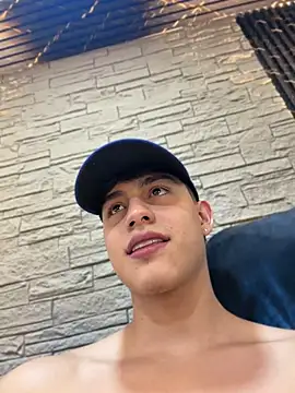Chat XXX ao vivo de Lander_Cruz