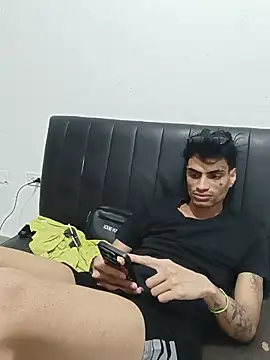 Chat XXX Live Limitless_boy
