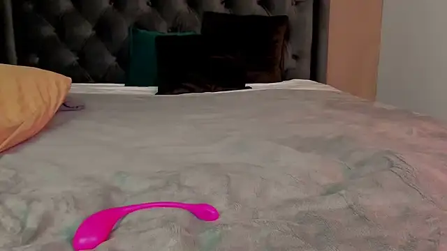 XXX chat uživo modela mimi_fox