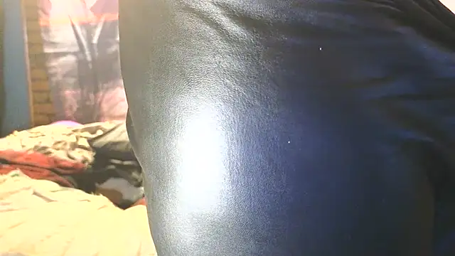 PropertyAndBiker Live XXX-chat
